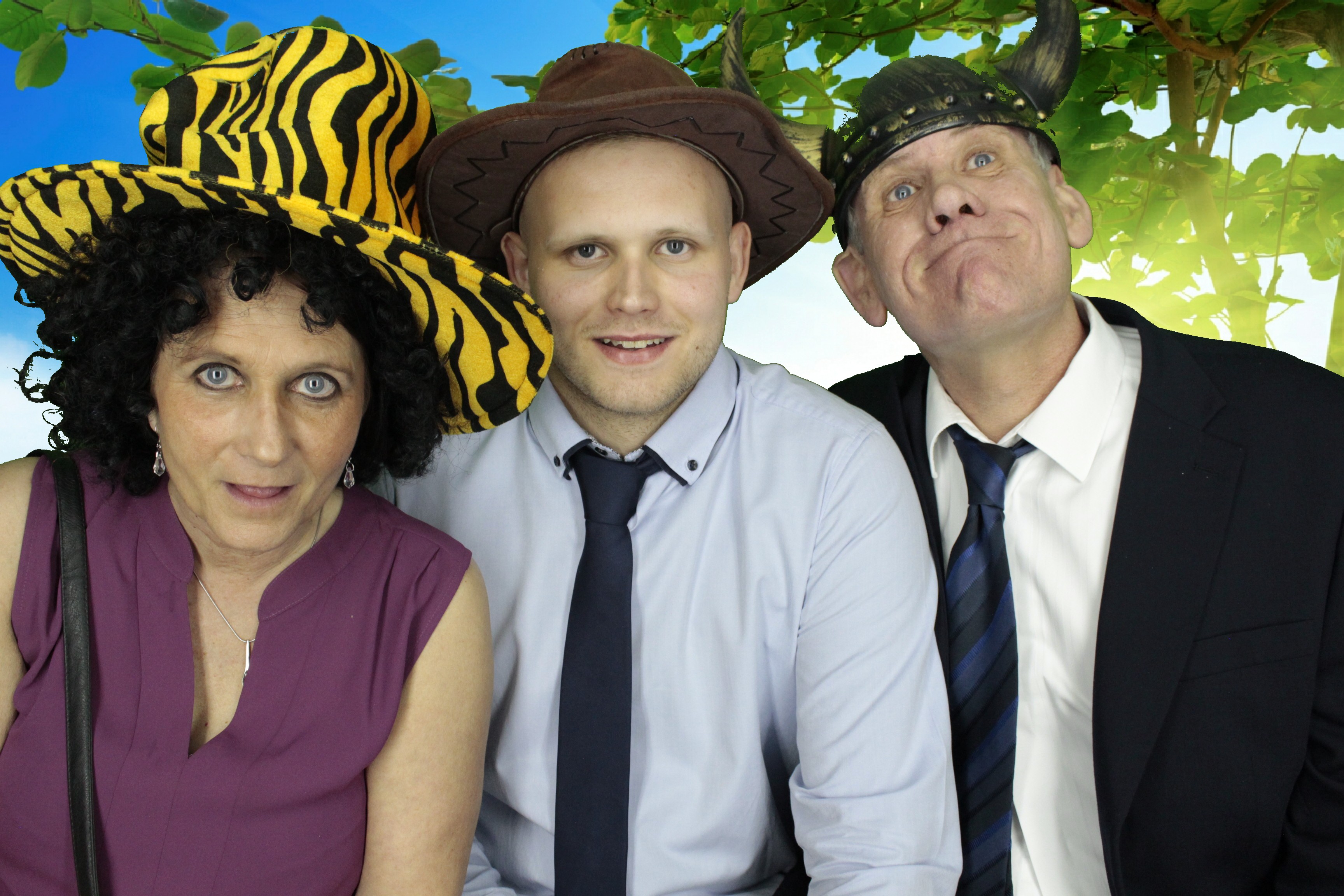 Steve's 65th & Susan 60th Birthday | View more photos from the event at gallery.myphotoboothexperience.co.uk/u/MyPhotoBoothExperienceLtd/Steves-65th-Susan-60th-Birthday